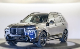 BMW X7 xDrive40i Sports Activity Vehicle 2026