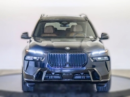 BMW X7 xDrive40i Sports Activity Vehicle 2026