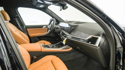 BMW X7 xDrive40i Sports Activity Vehicle 2026