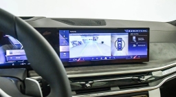 BMW X7 xDrive40i Sports Activity Vehicle 2026