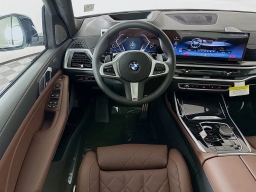 BMW X7 xDrive40i Sports Activity Vehicle 2026