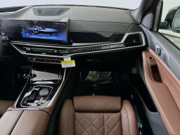 BMW X7 xDrive40i Sports Activity Vehicle 2026