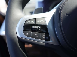 BMW X7 xDrive40i Sports Activity Vehicle 2026