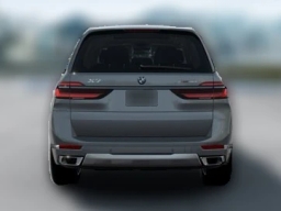 BMW X7 xDrive40i Sports Activity Vehicle 2026