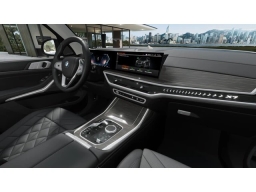 BMW X7 xDrive40i Sports Activity Vehicle 2026