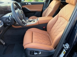 BMW X7 xDrive40i Sports Activity Vehicle 2026