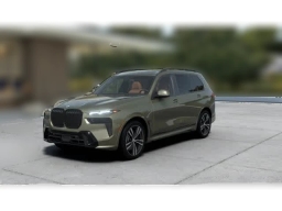 BMW X7 xDrive40i Sports Activity Vehicle 2026