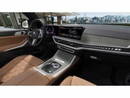 BMW X7 xDrive40i Sports Activity Vehicle 2026