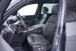 BMW X7 xDrive40i Sports Activity Vehicle 2026