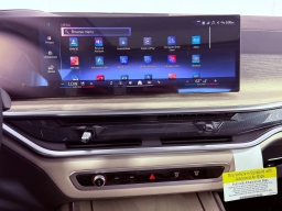 BMW X7 xDrive40i Sports Activity Vehicle 2026