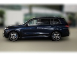 BMW X7 xDrive40i Sports Activity Vehicle 2026