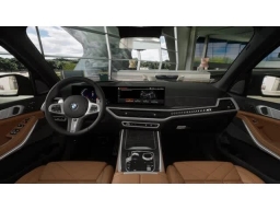 BMW X7 xDrive40i Sports Activity Vehicle 2026