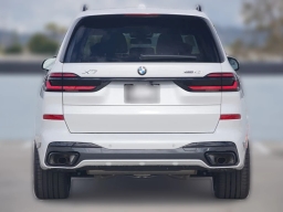 BMW X7 xDrive40i Sports Activity Vehicle 2026