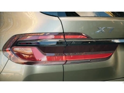 BMW X7 xDrive40i Sports Activity Vehicle 2026