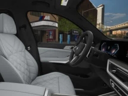 BMW X7 xDrive40i Sports Activity Vehicle 2026