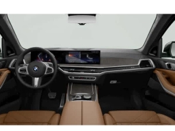 BMW X7 xDrive40i Sports Activity Vehicle 2026