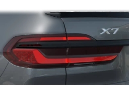 BMW X7 xDrive40i Sports Activity Vehicle 2026