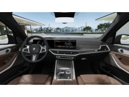 BMW X7 xDrive40i Sports Activity Vehicle 2026