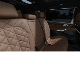 BMW X7 xDrive40i Sports Activity Vehicle 2026