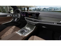 BMW X7 xDrive40i Sports Activity Vehicle 2026