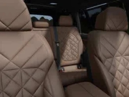 BMW X7 xDrive40i Sports Activity Vehicle 2026