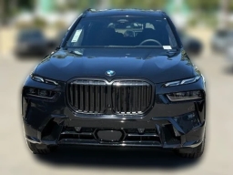 BMW X7 xDrive40i Sports Activity Vehicle 2026