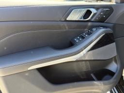 BMW X7 xDrive40i Sports Activity Vehicle 2026