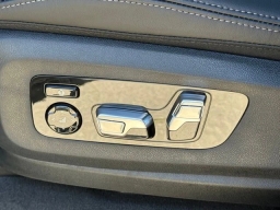 BMW X7 xDrive40i Sports Activity Vehicle 2026