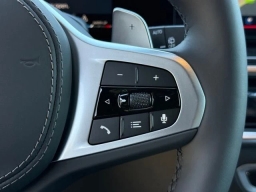 BMW X7 xDrive40i Sports Activity Vehicle 2026