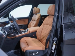 BMW X7 xDrive40i Sports Activity Vehicle 2026