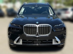 BMW X7 xDrive40i Sports Activity Vehicle 2026