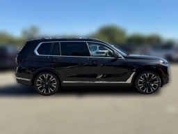 BMW X7 xDrive40i Sports Activity Vehicle 2026