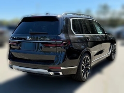 BMW X7 xDrive40i Sports Activity Vehicle 2026