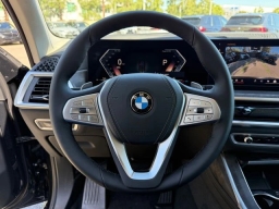 BMW X7 xDrive40i Sports Activity Vehicle 2026