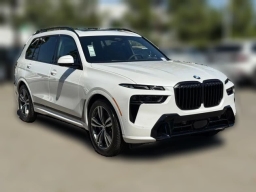 BMW X7 xDrive40i Sports Activity Vehicle 2026