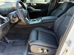 BMW X7 xDrive40i Sports Activity Vehicle 2026