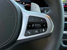 BMW X7 xDrive40i Sports Activity Vehicle 2026