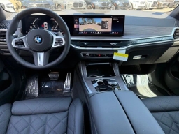 BMW X7 xDrive40i Sports Activity Vehicle 2026