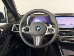 BMW X7 xDrive40i Sports Activity Vehicle 2026