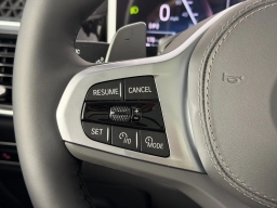 BMW X7 xDrive40i Sports Activity Vehicle 2026