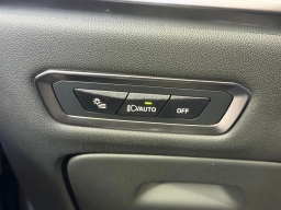 BMW X7 xDrive40i Sports Activity Vehicle 2026