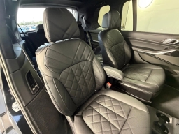 BMW X7 xDrive40i Sports Activity Vehicle 2026