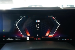 BMW X7 xDrive40i Sports Activity Vehicle 2026