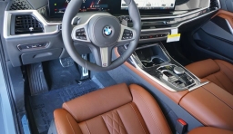 BMW X7 xDrive40i Sports Activity Vehicle 2026