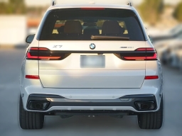 BMW X7 xDrive40i Sports Activity Vehicle 2026