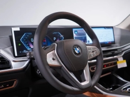 BMW X7 xDrive40i Sports Activity Vehicle 2026