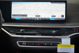 BMW X7 xDrive40i Sports Activity Vehicle 2026