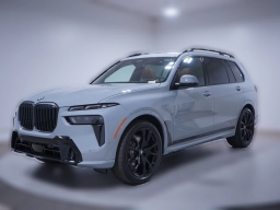 BMW X7 xDrive40i Sports Activity Vehicle 2026