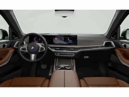 BMW X7 xDrive40i Sports Activity Vehicle 2026