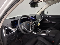 BMW X7 xDrive40i Sports Activity Vehicle 2026